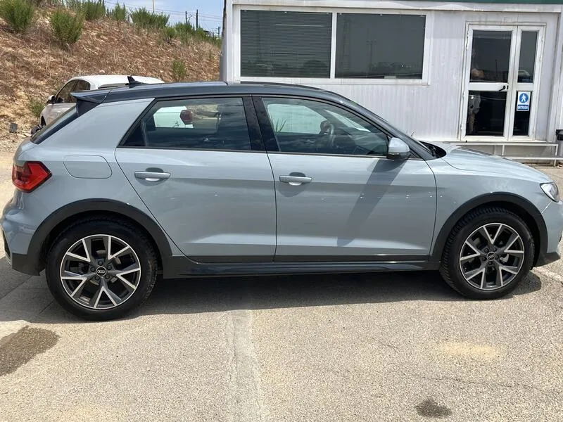 Audi A1 30 TFSI Adrenalin - foto 7