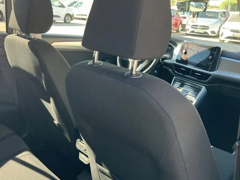 Volkswagen T-Roc 1.5 TSI Life - foto 32