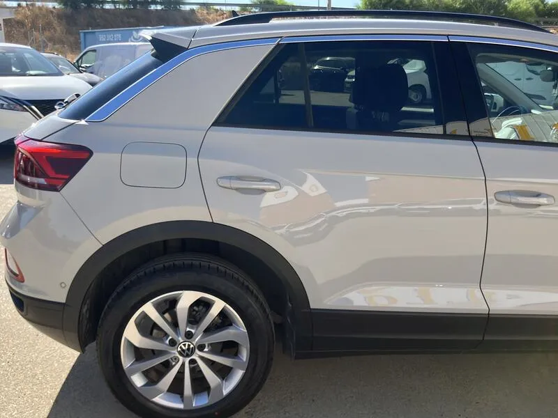 Volkswagen T-Roc 1.5 TSI Life - foto 24