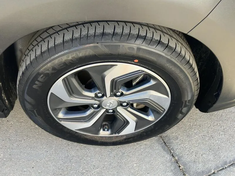 Hyundai Kona 1.6 GDI Maxx - foto 26
