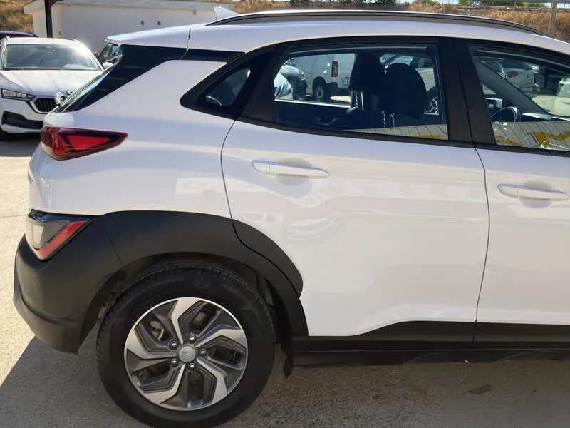 Hyundai Kona 1.6 GDI Maxx - foto 24
