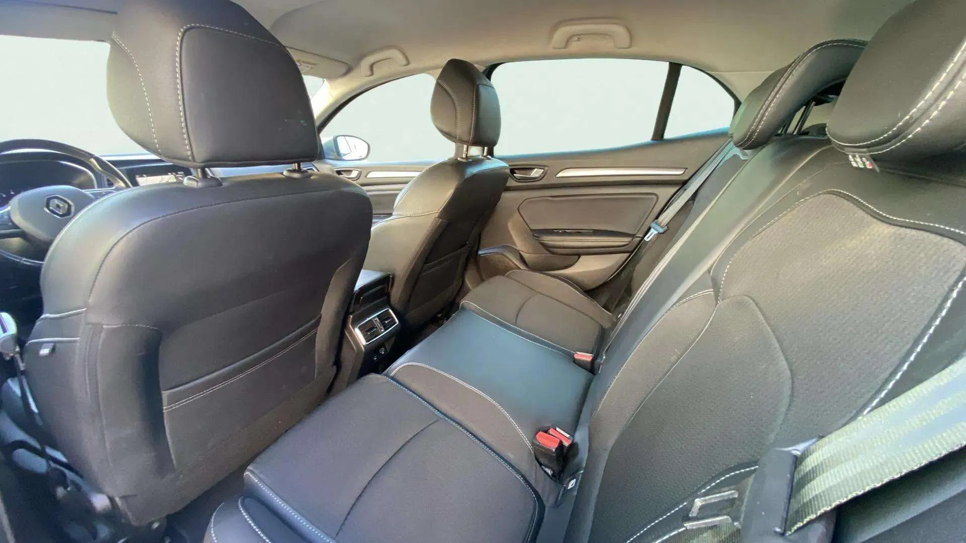 Renault Mégane - foto 14