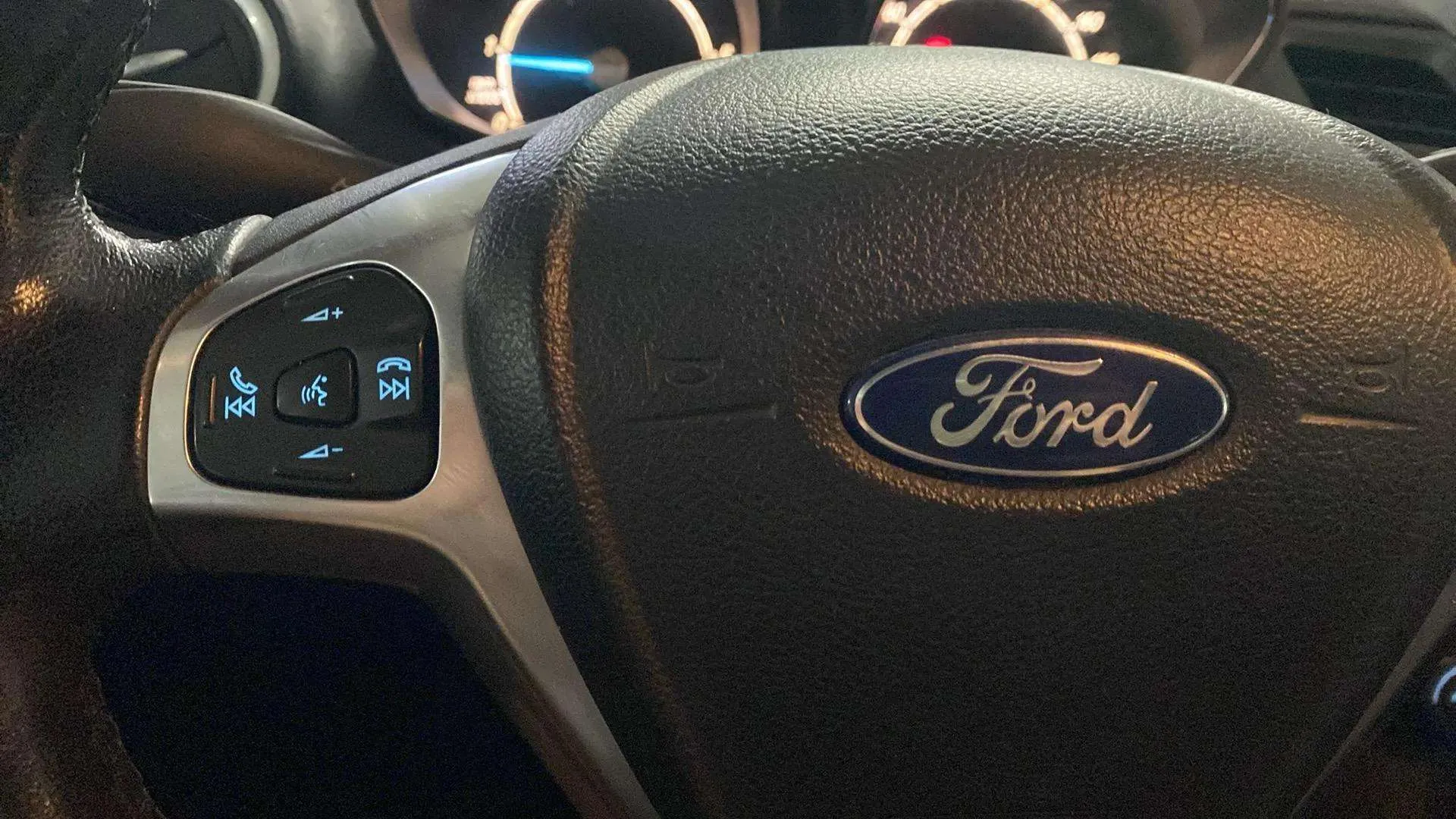 Ford Fiesta 1.5 TDCi Trend - foto 11