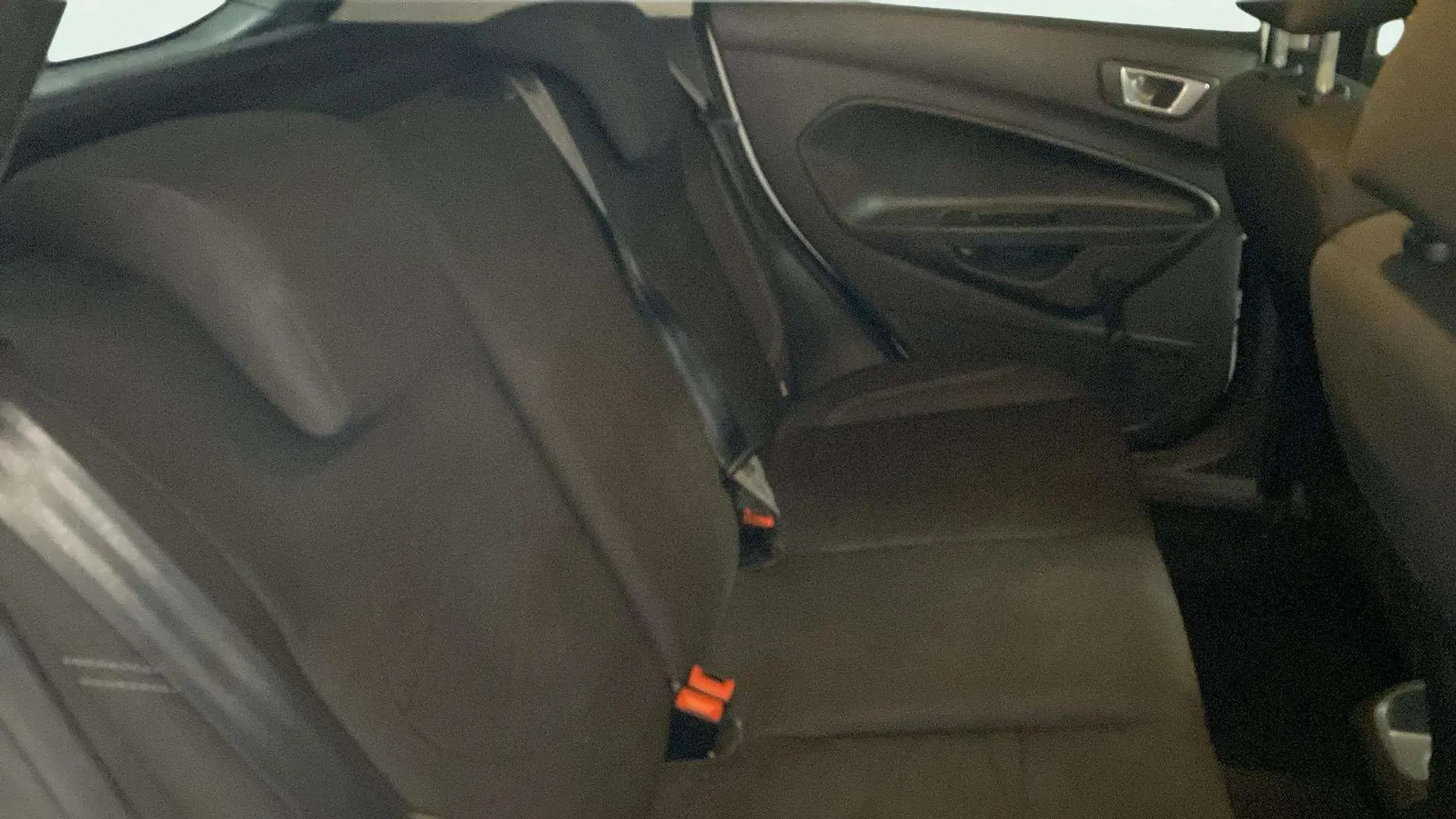 Ford Fiesta 1.5 TDCi Trend - foto 23