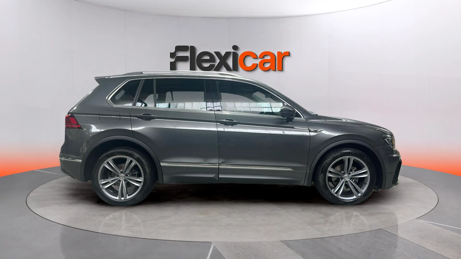 Volkswagen Tiguan Sport 1.5 TSI DSG - foto 8