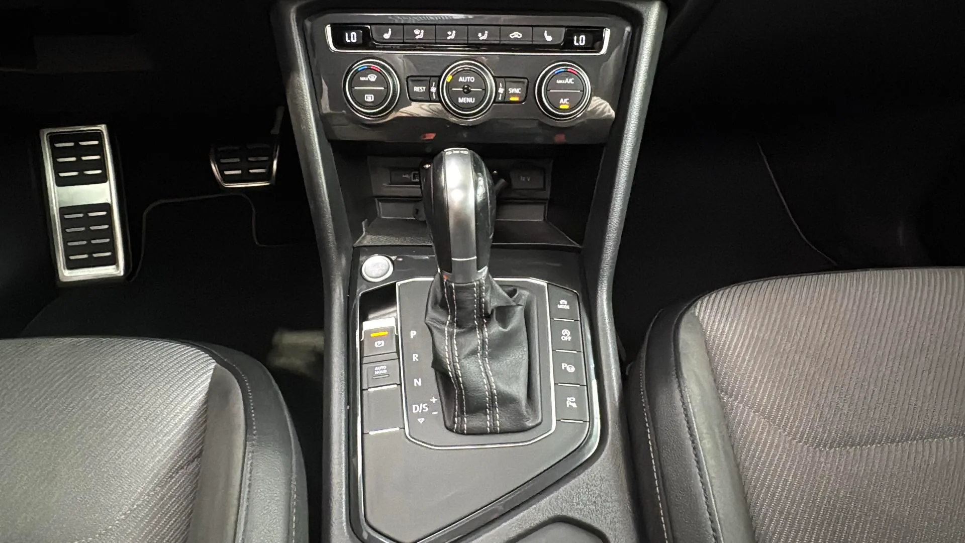 Volkswagen Tiguan Sport 1.5 TSI DSG - foto 16