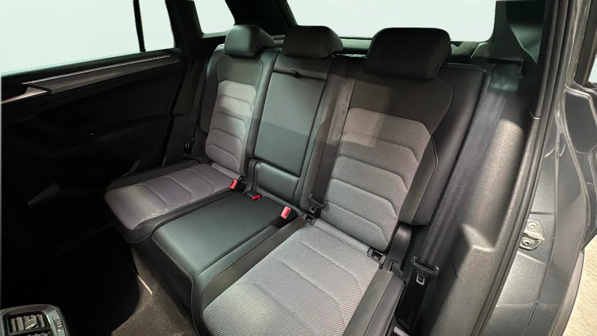 Volkswagen Tiguan Sport 1.5 TSI DSG - foto 11
