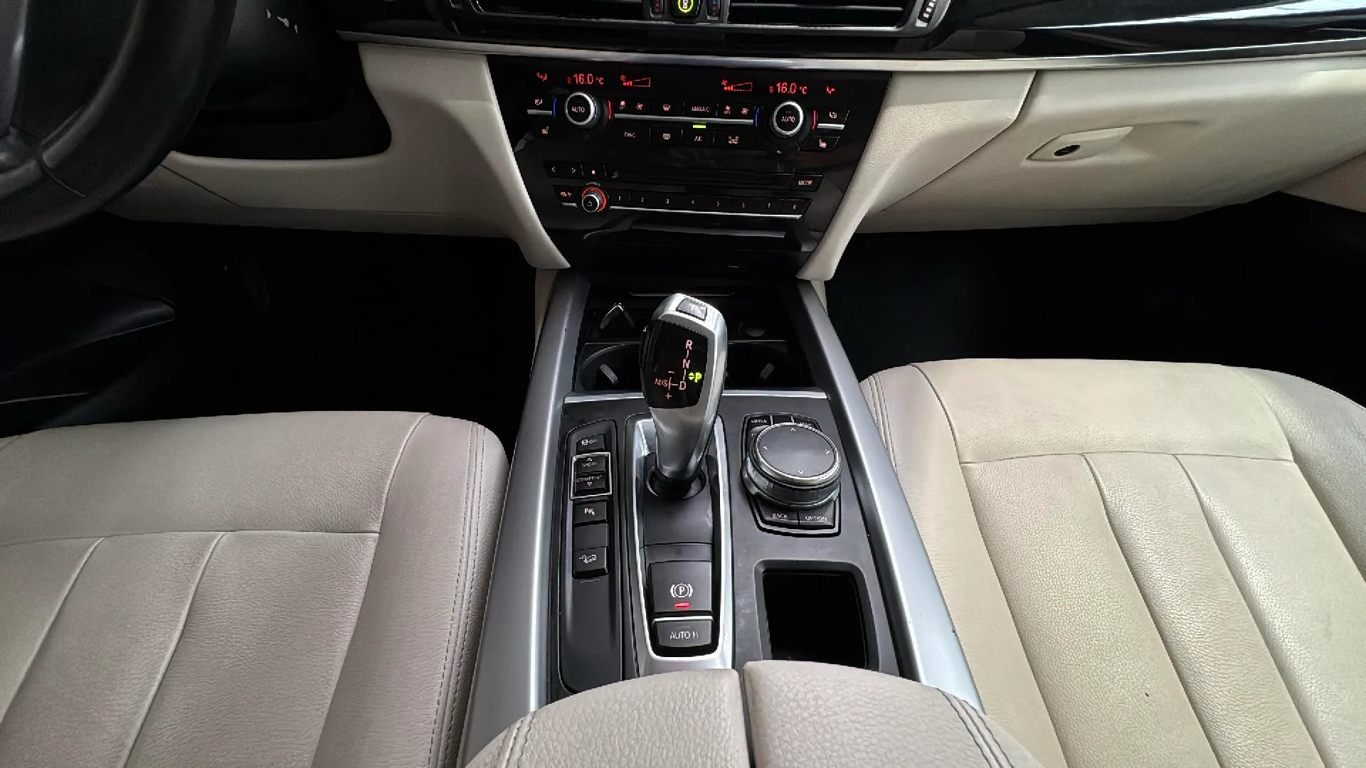 BMW X5 xDrive30d - foto 16