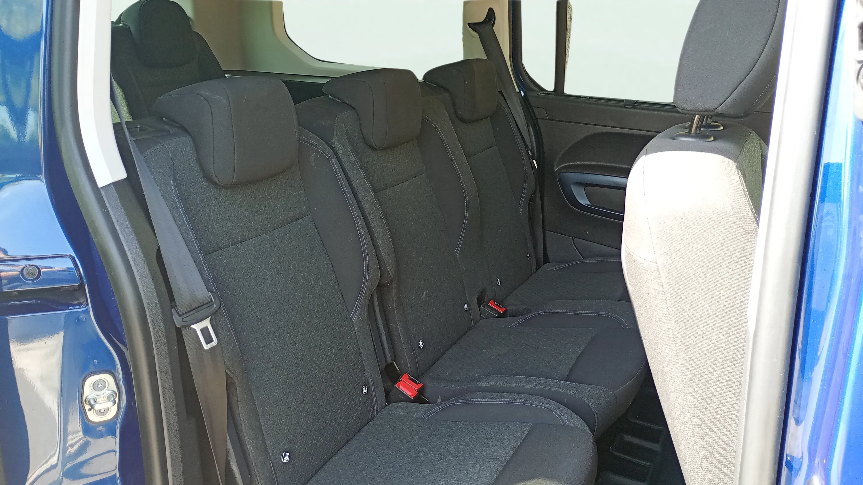 Peugeot Rifter Allure Long BlueHDi EAT8 - foto 10