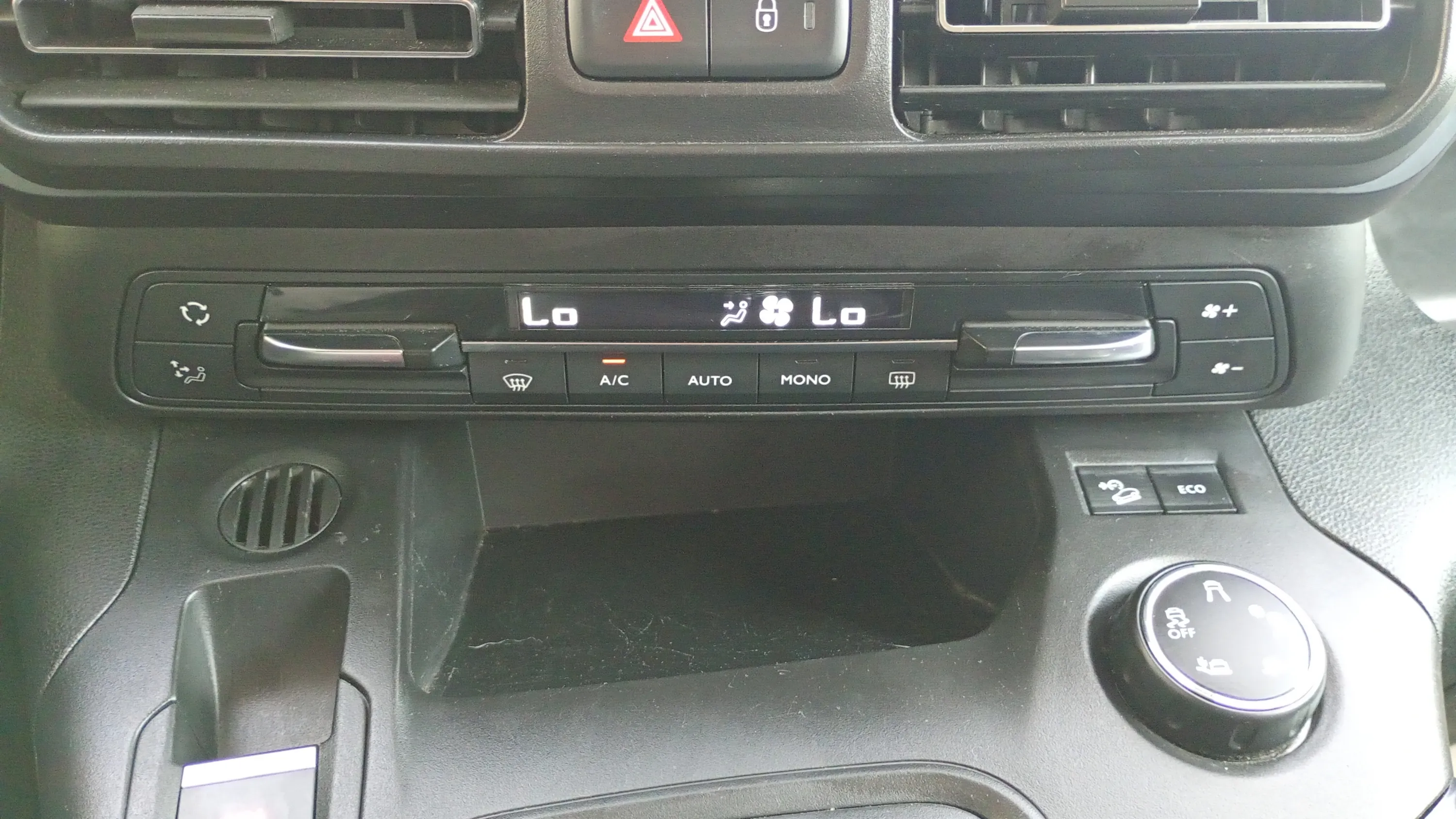 Peugeot Rifter Allure Long BlueHDi EAT8 - foto 17