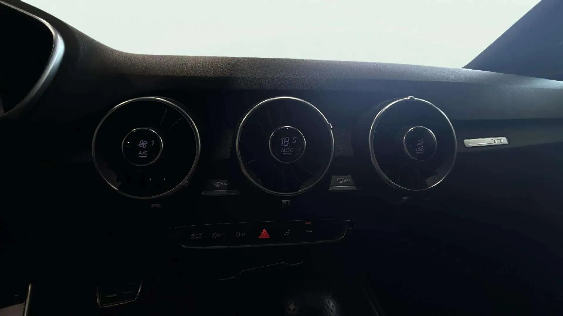 Audi TT 40 TFSI S tronic Black Line Coupé - foto 32