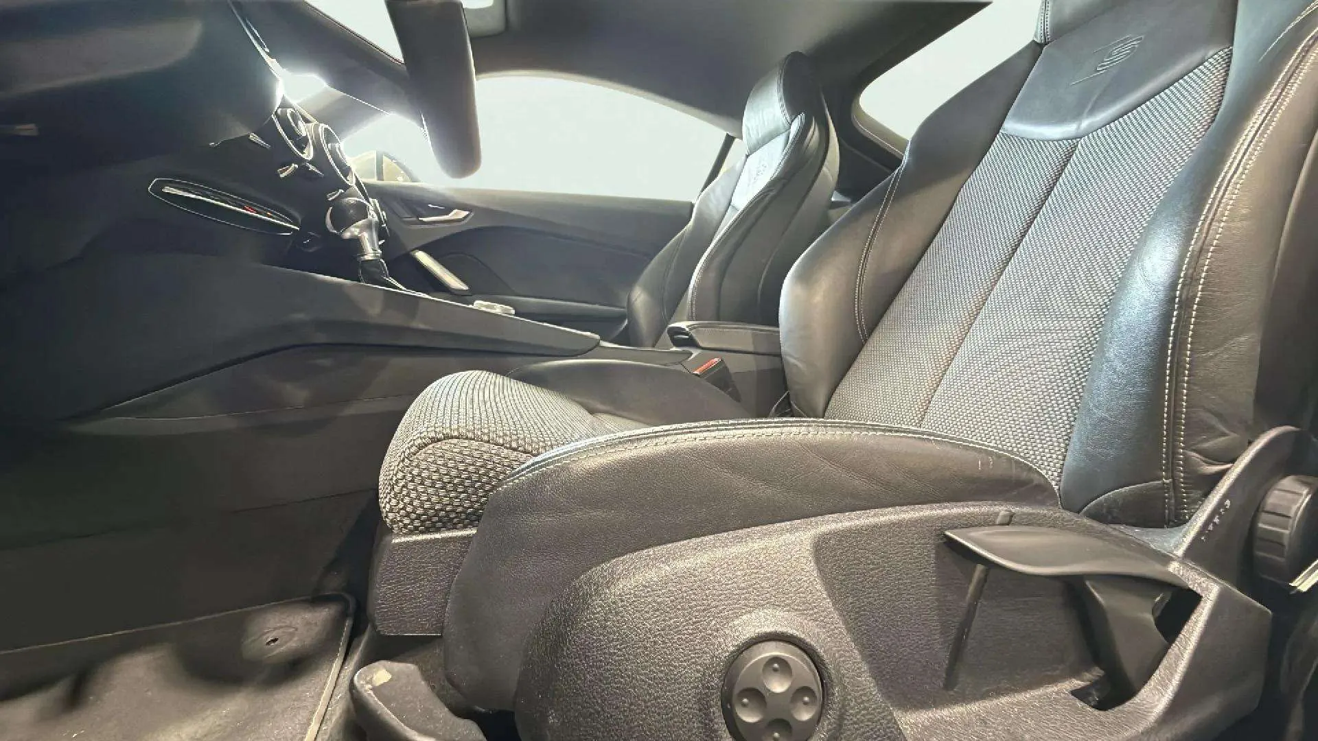 Audi TT 40 TFSI S tronic Black Line Coupé - foto 37