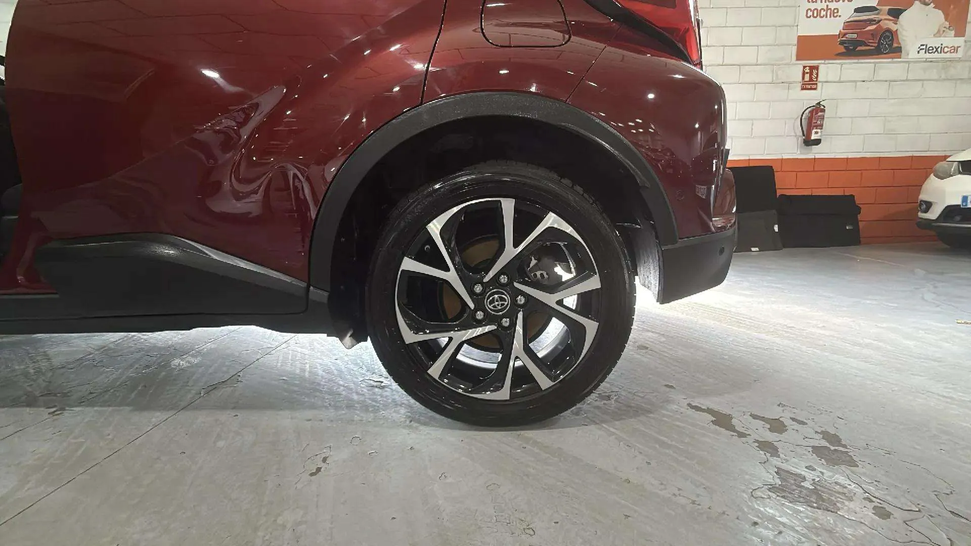 Toyota C-HR 1.8 125H Advance - foto 16