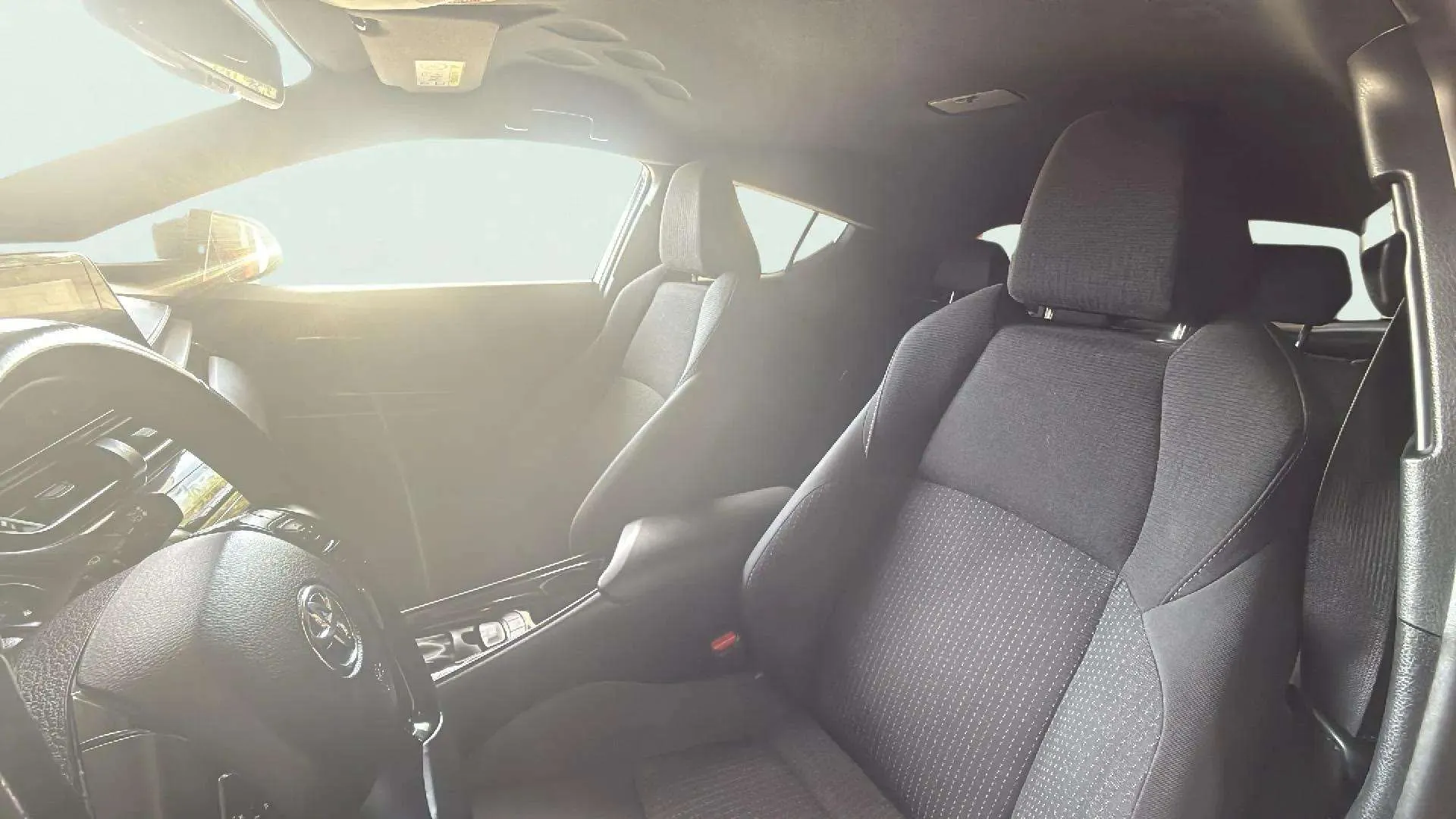 Toyota C-HR 1.8 125H Advance - foto 9