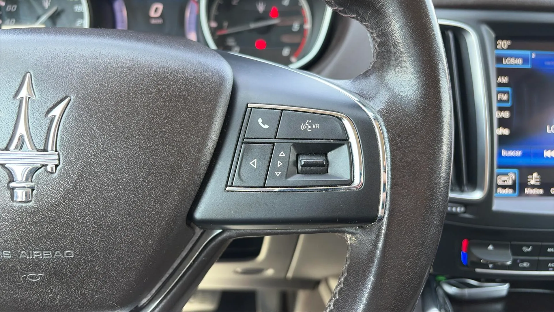 Maserati Levante V6 D AWD GranLusso - foto 19