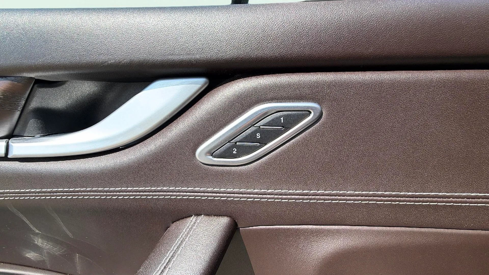 Maserati Levante V6 D AWD GranLusso - foto 31