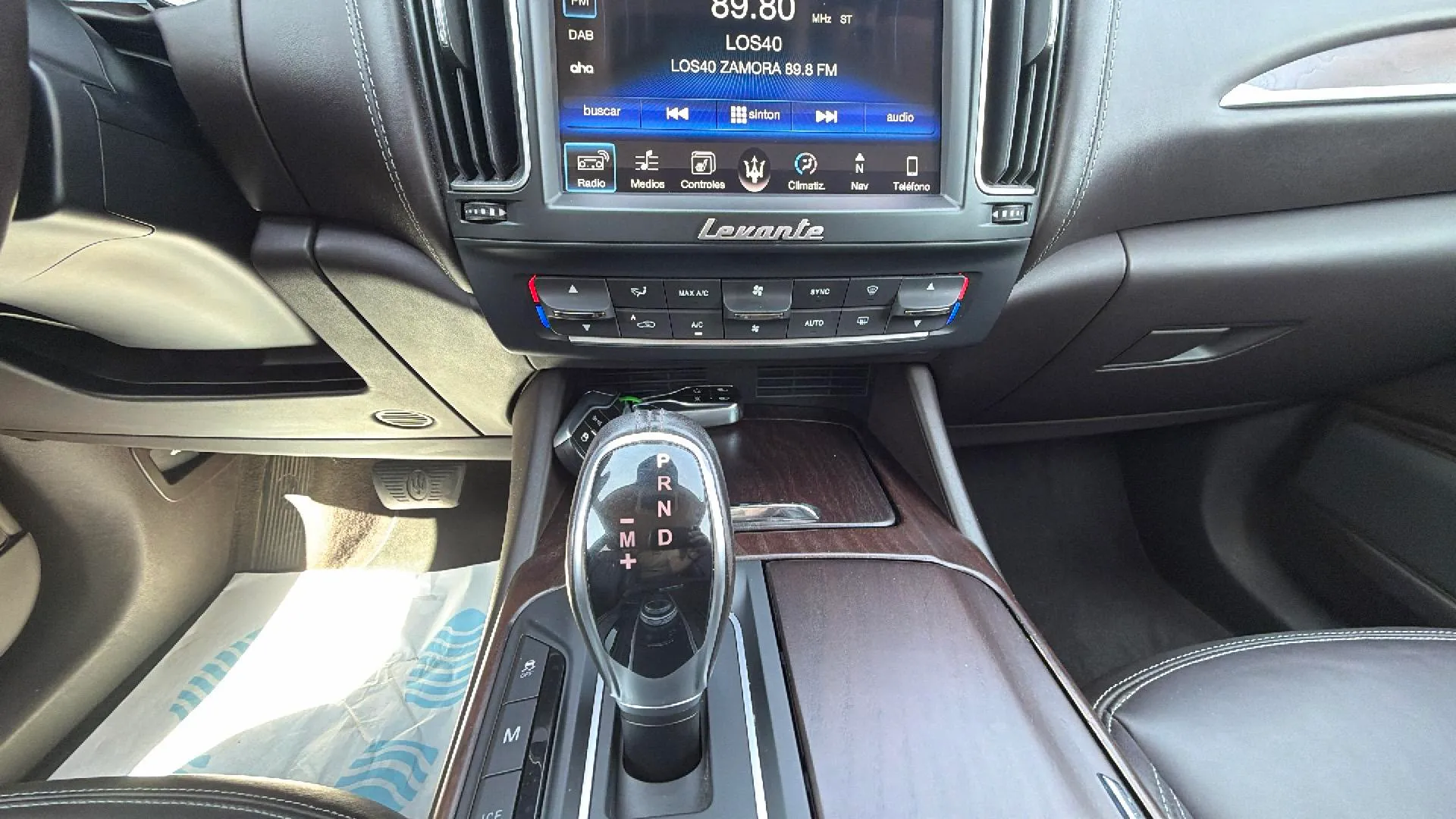 Maserati Levante V6 D AWD GranLusso - foto 23