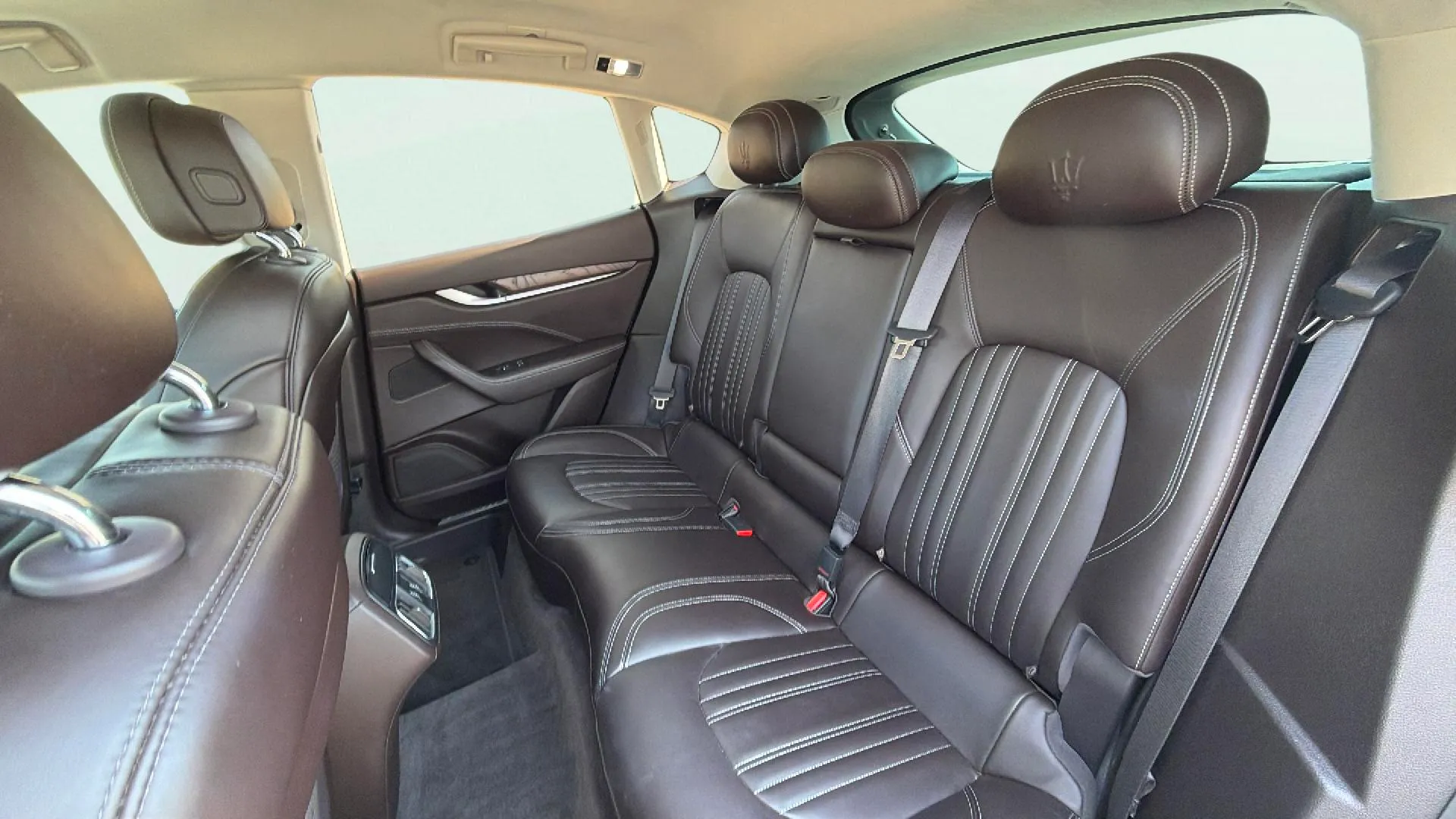 Maserati Levante V6 D AWD GranLusso - foto 14