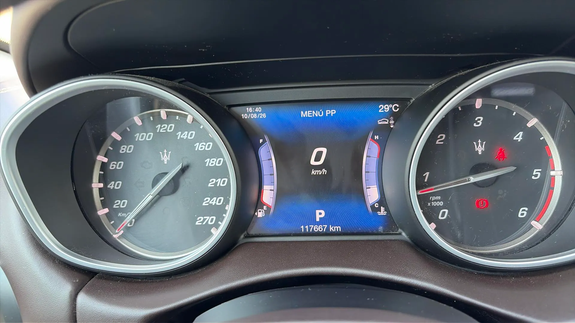 Maserati Levante V6 D AWD GranLusso - foto 20