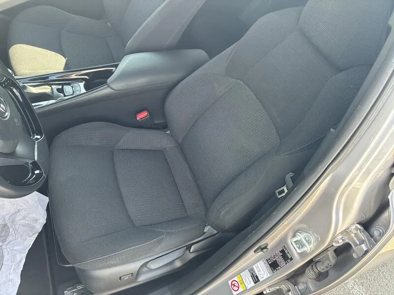 Toyota C-HR 1.8 125H Advance - foto 32