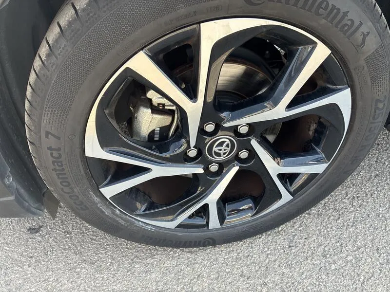 Toyota C-HR 1.8 125H Advance - foto 33