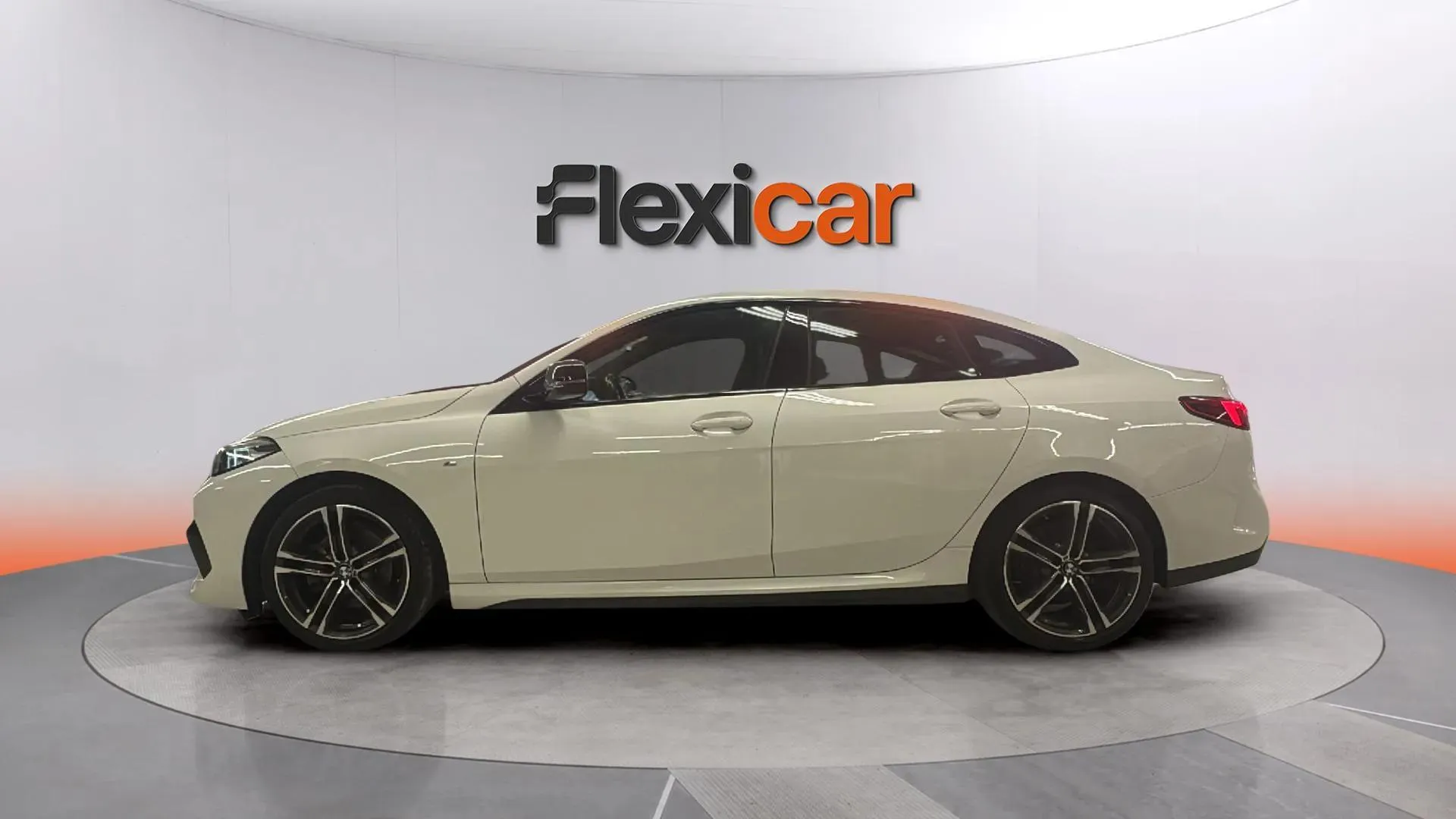 BMW Serie 2 218i Gran Coupe - foto 4