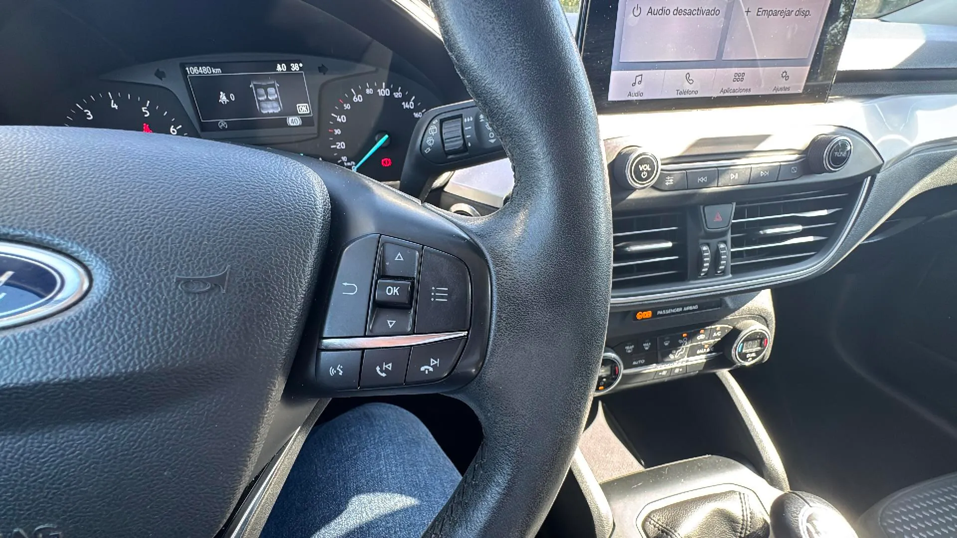 Ford Focus 1.0 EcoBoost Trend - foto 14