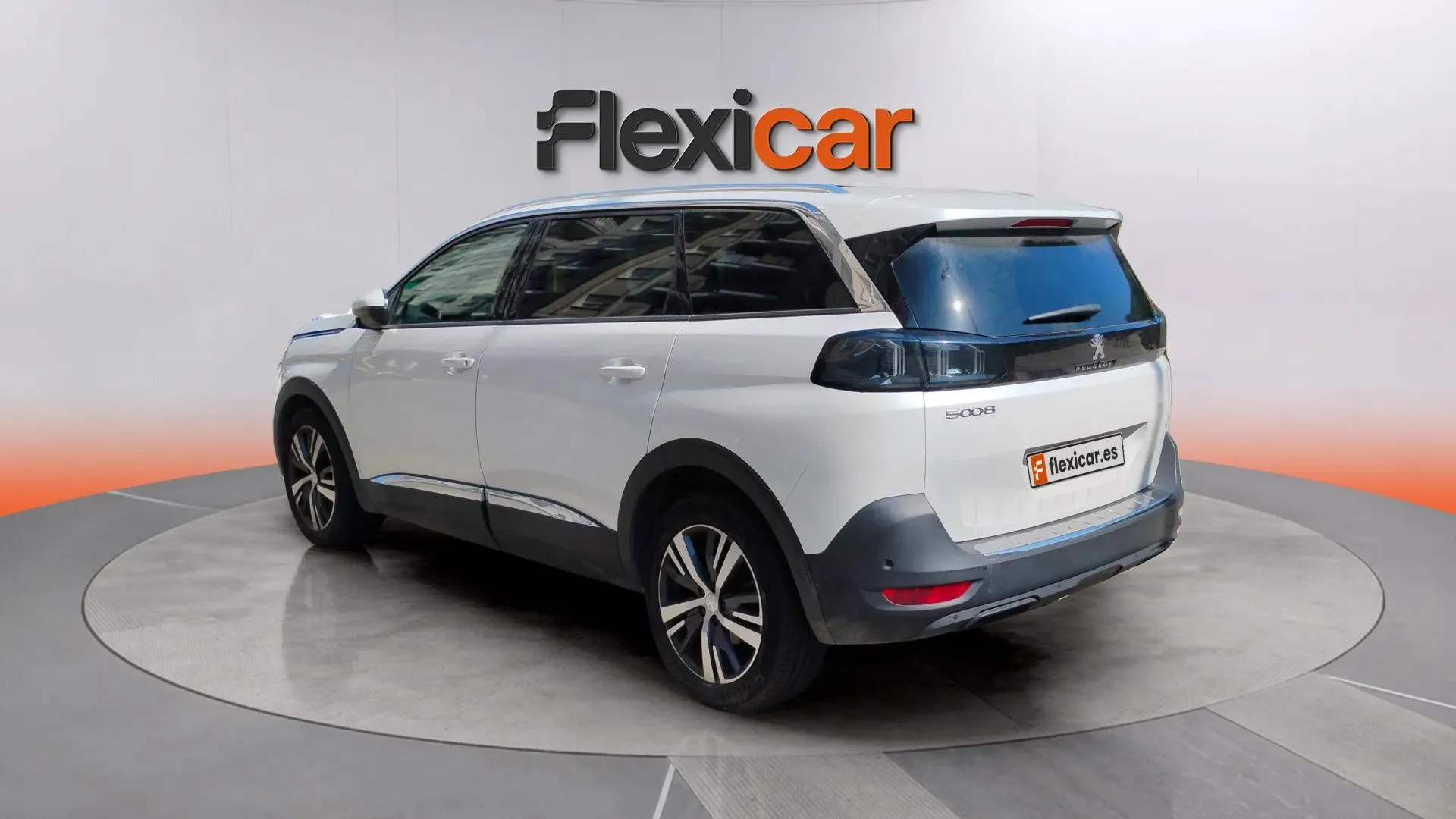 Peugeot 5008 1.2 PureTech Allure EAT8 - foto 4