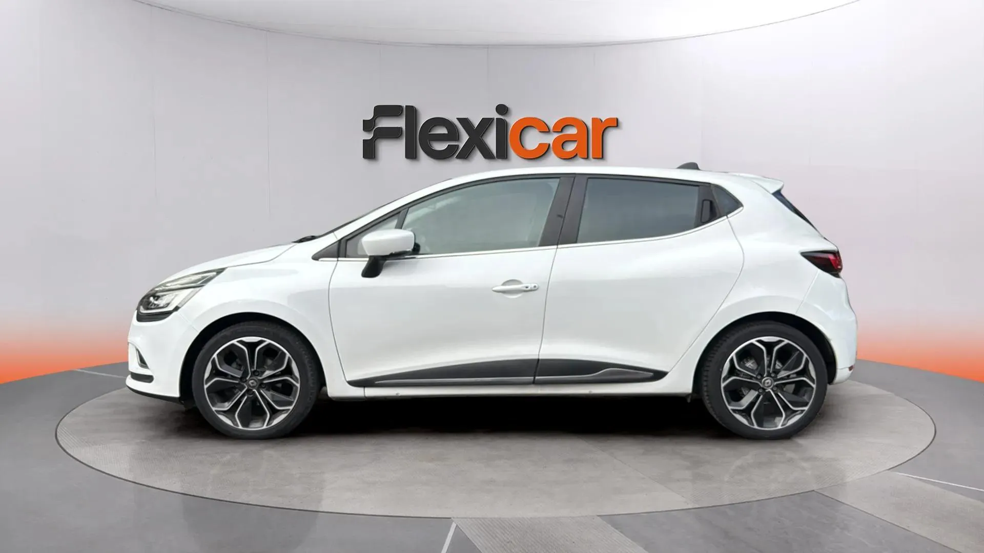 Renault Clio Limited TCe -18 - foto 7