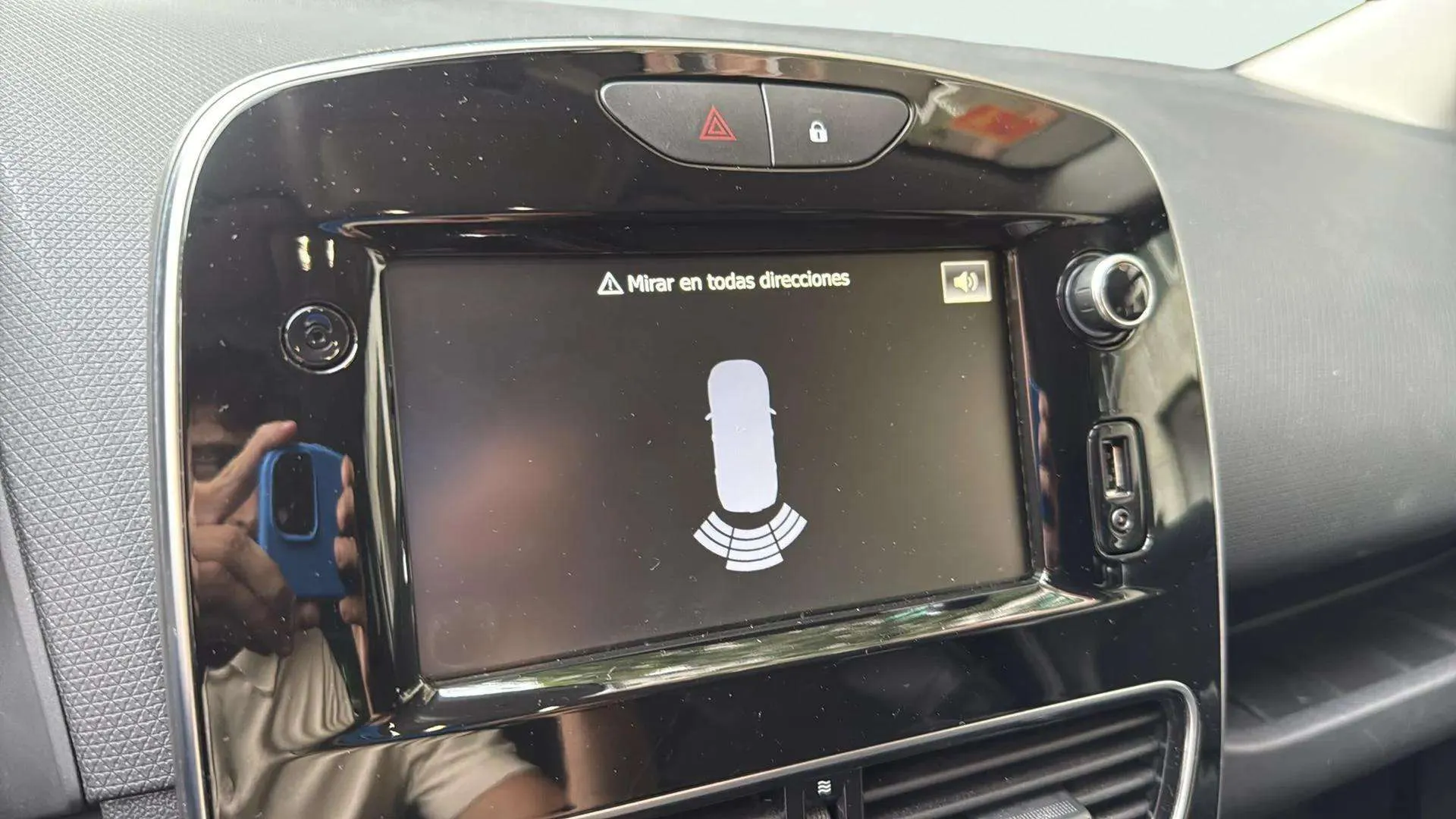 Renault Clio Limited TCe -18 - foto 16