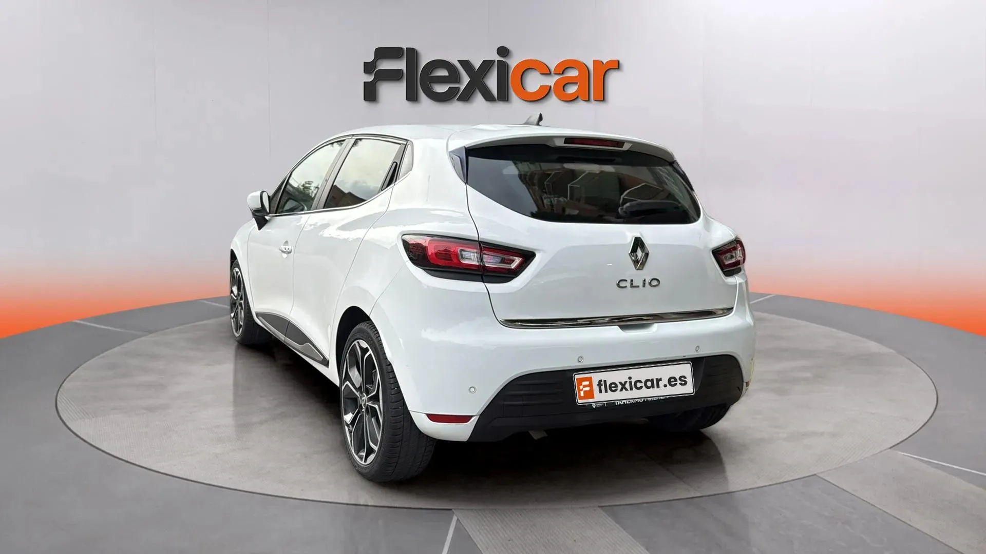 Renault Clio Limited TCe -18 - foto 6