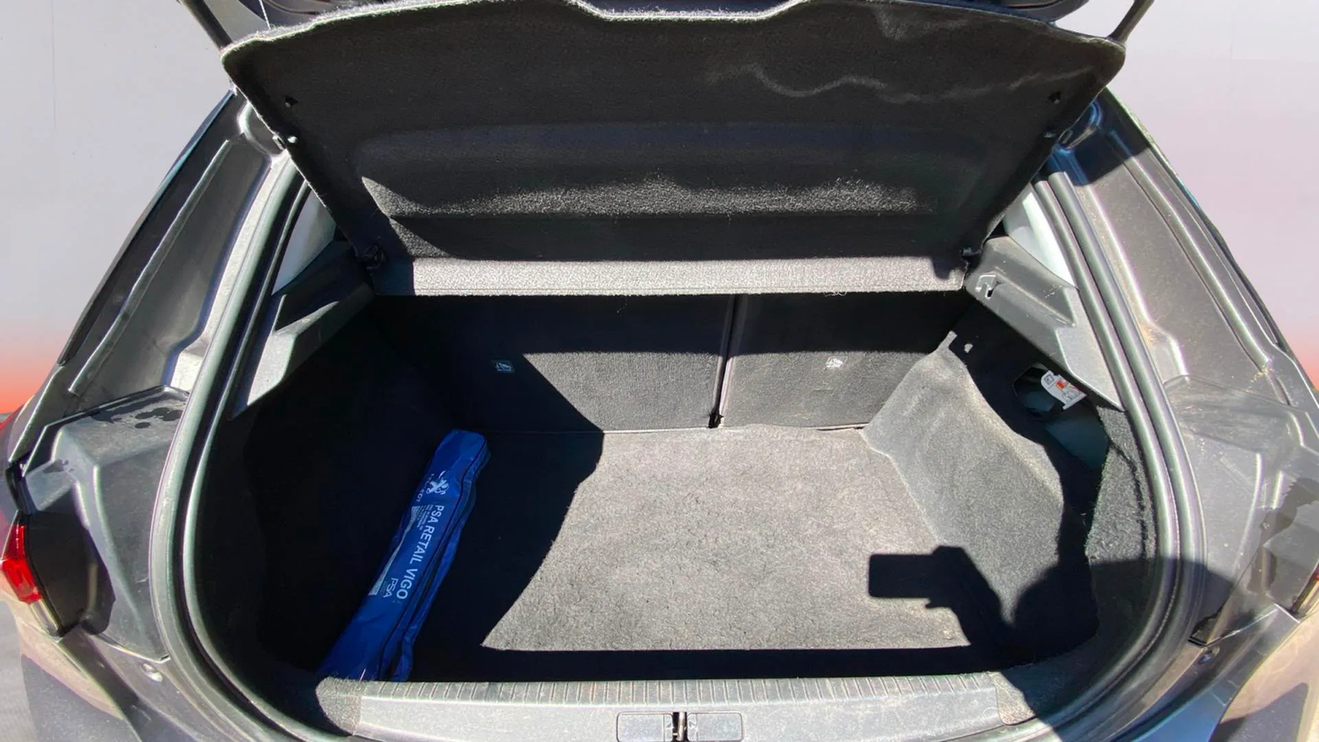 Opel Corsa 1.2T XHL Elegance - foto 22