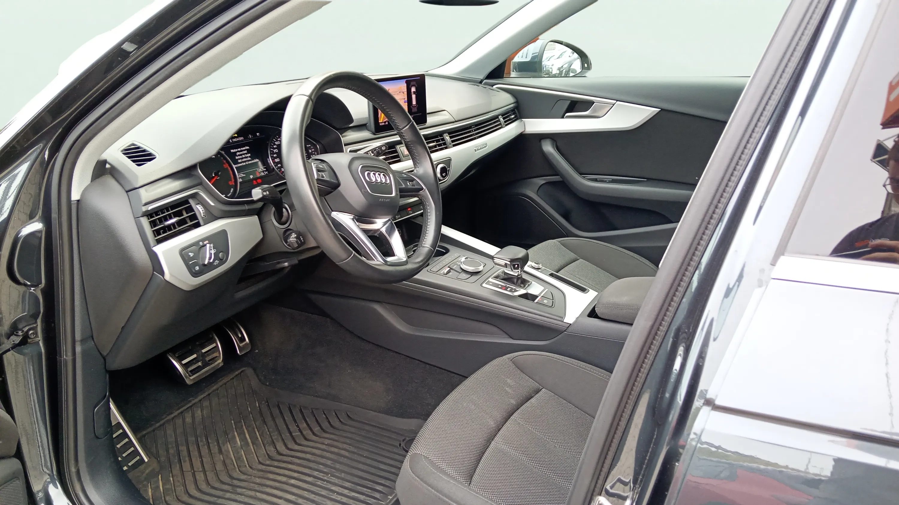 Audi A4 Allroad 2.0 TDI quattro S tronic - foto 13
