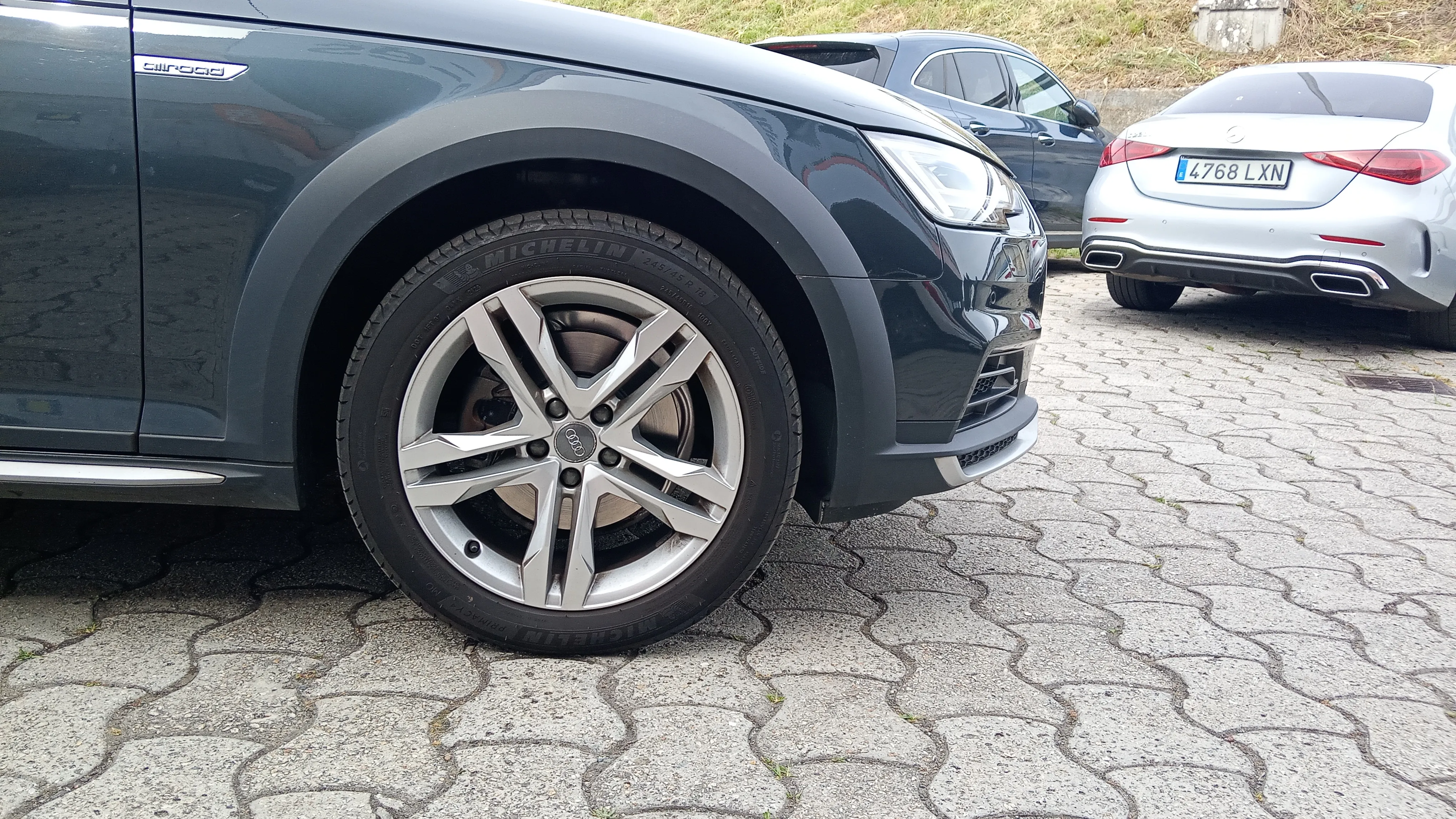 Audi A4 Allroad 2.0 TDI quattro S tronic - foto 23
