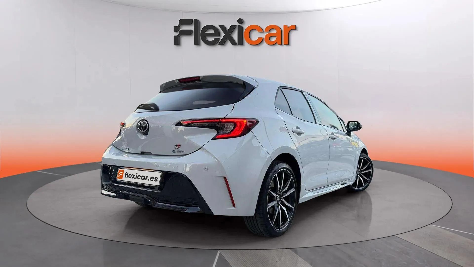 Toyota Corolla 140H GR-Sport - foto 7