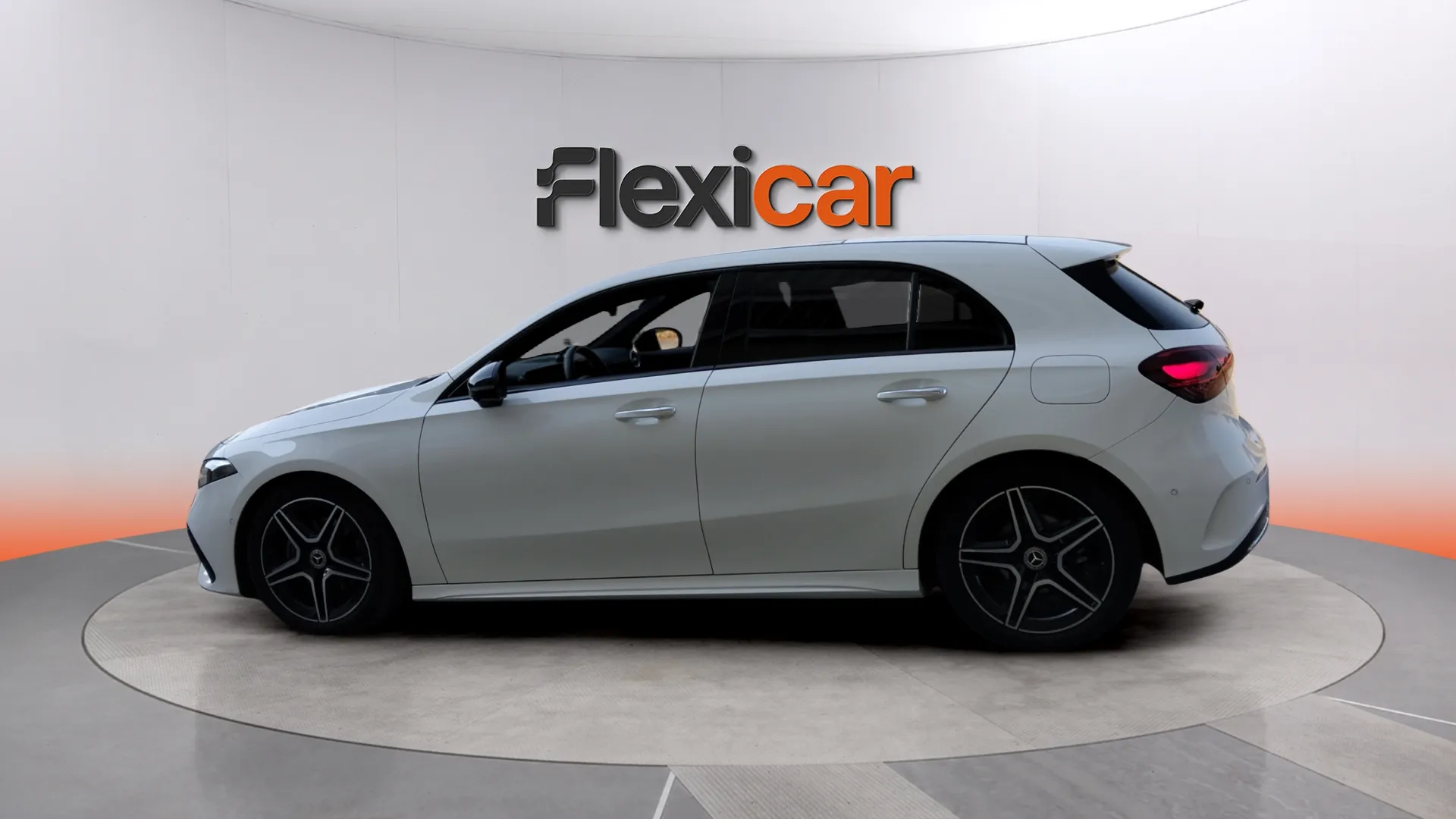 Mercedes-Benz Clase A A 200 d - foto 6