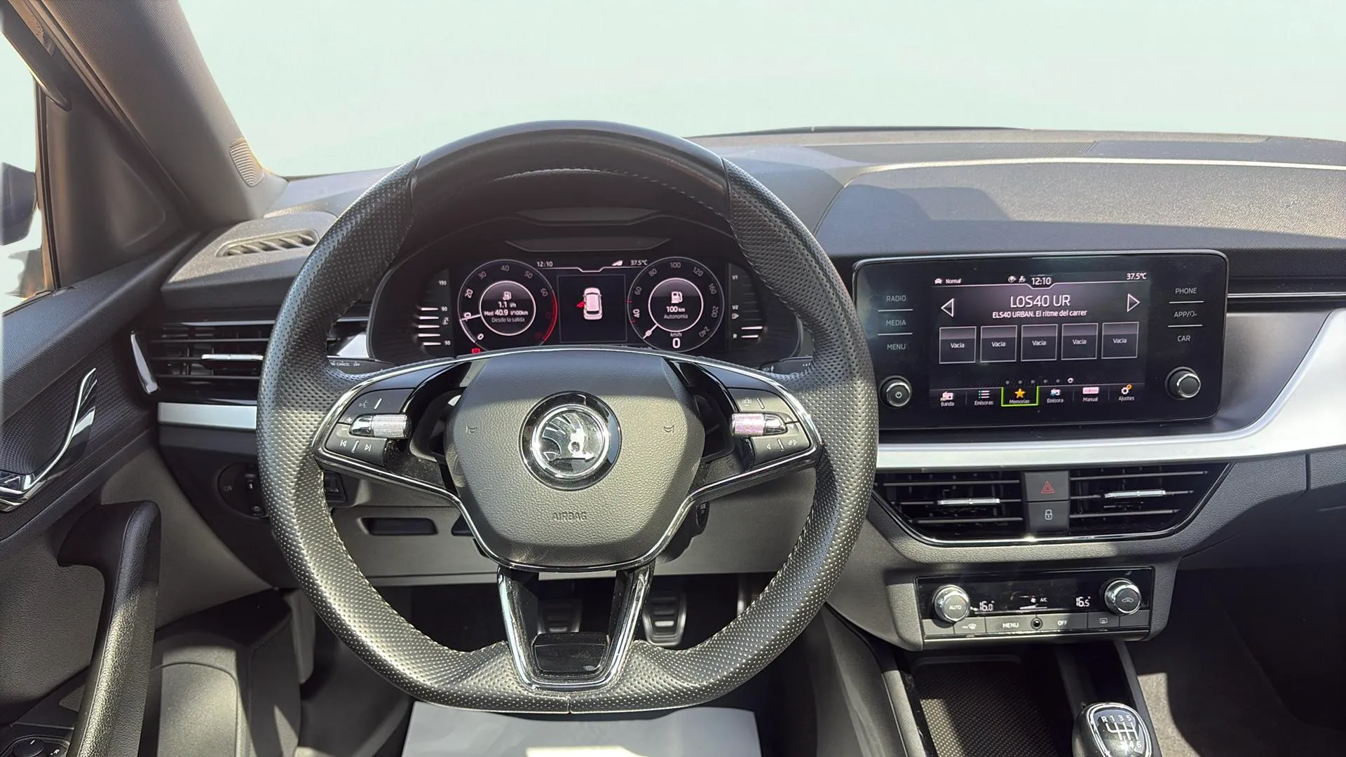 Škoda Kamiq 1.0 TSI Active - foto 10