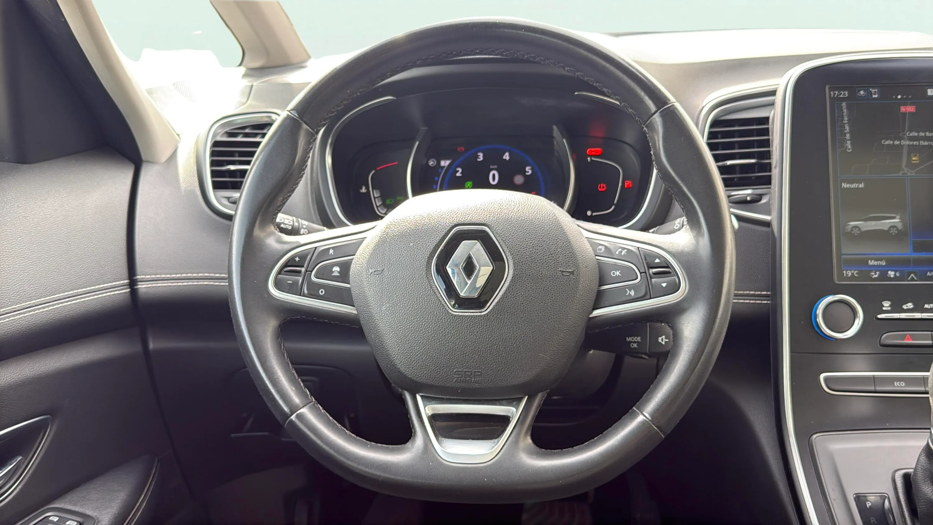 Renault Grand Scénic Black Edition TCe EDC GPF - foto 11