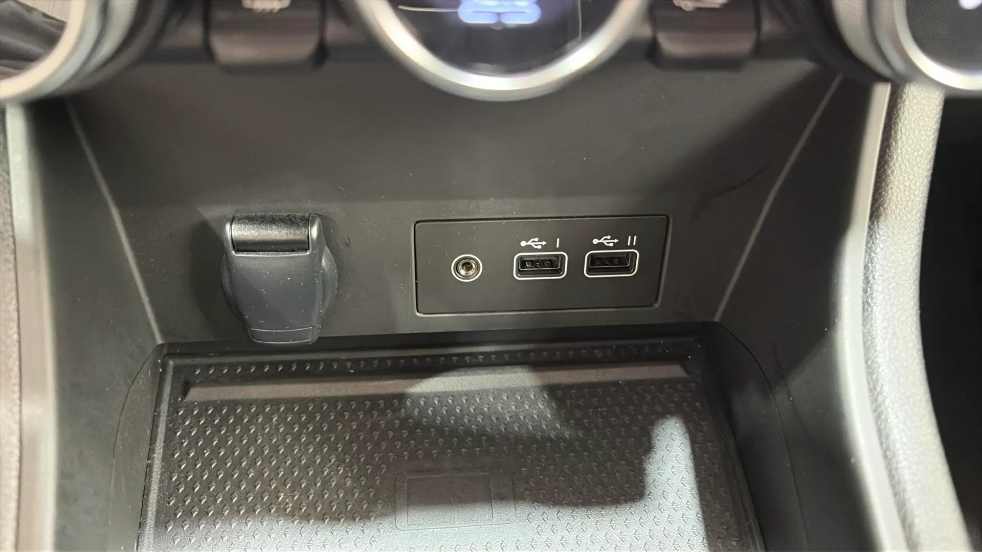 Renault Captur evolution E-Tech full hybr - foto 18