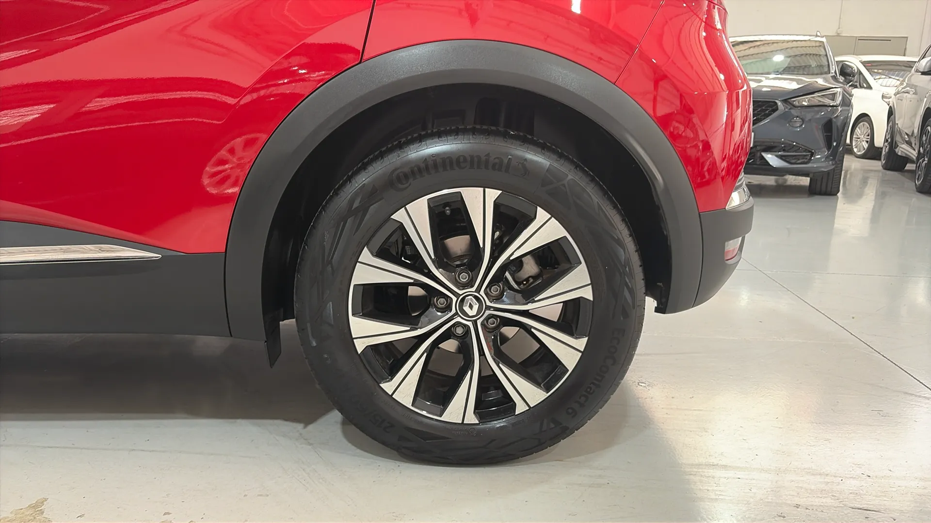 Renault Captur evolution E-Tech full hybr - foto 30
