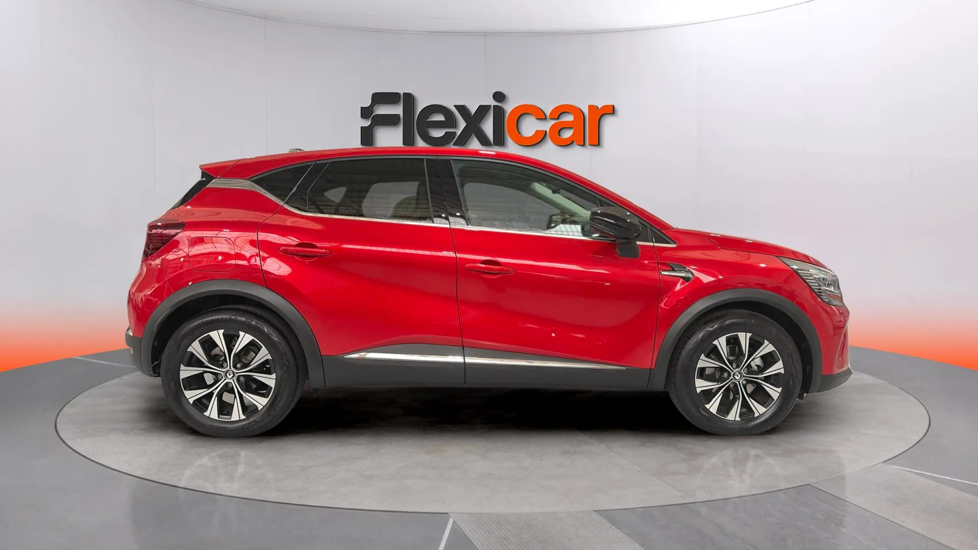 Renault Captur evolution E-Tech full hybr - foto 8