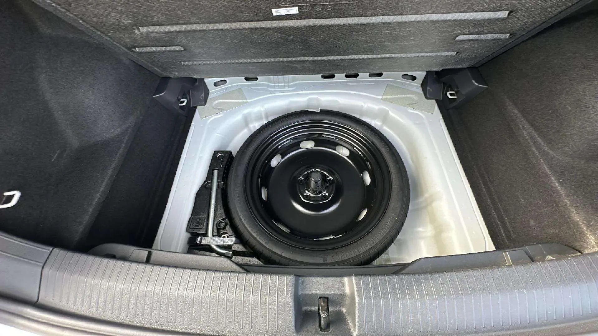 Volkswagen T-Roc Advance Style 1.5 TSI - foto 21