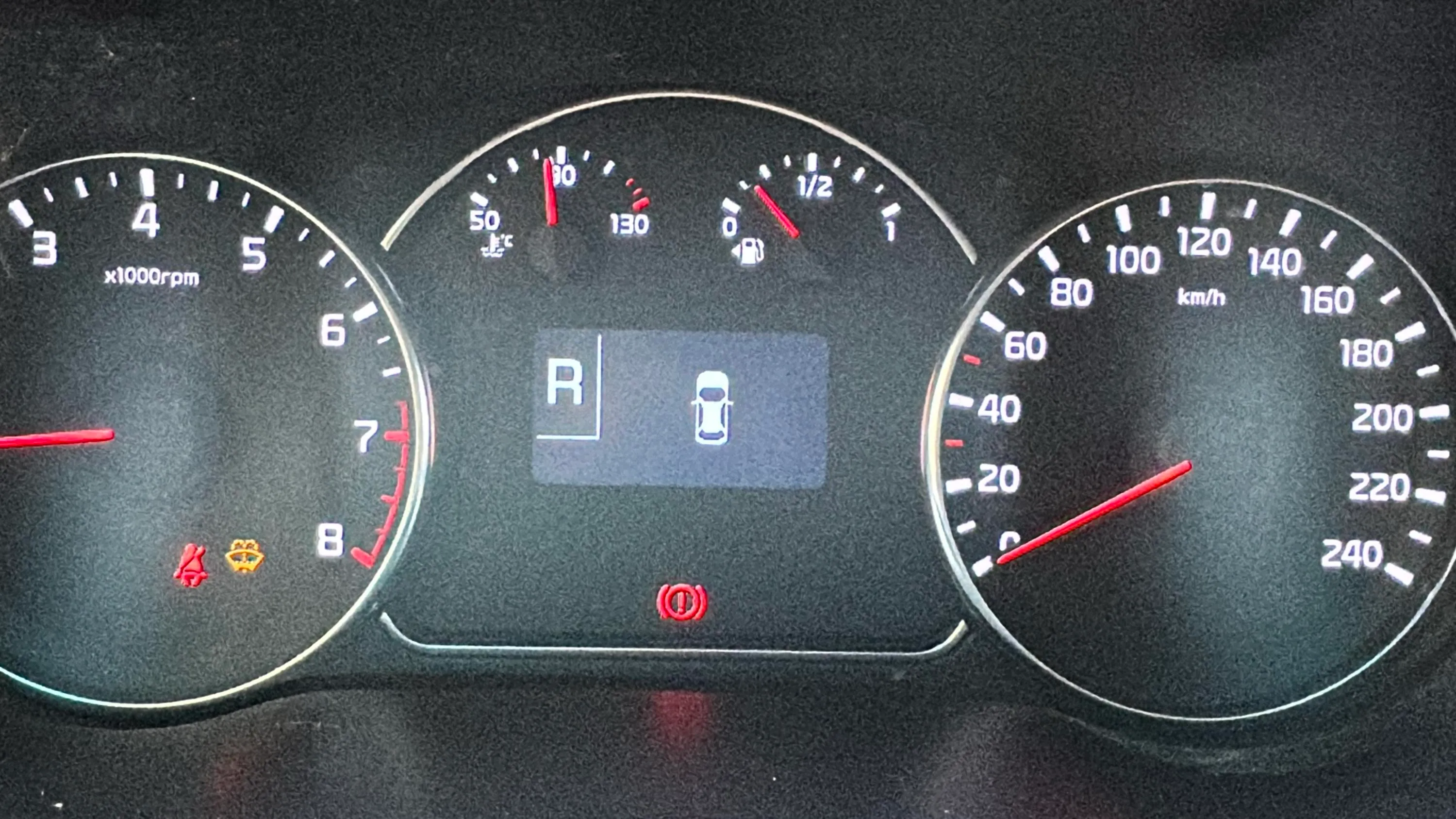 Kia Carens 1.6 GDi Drive - foto 24