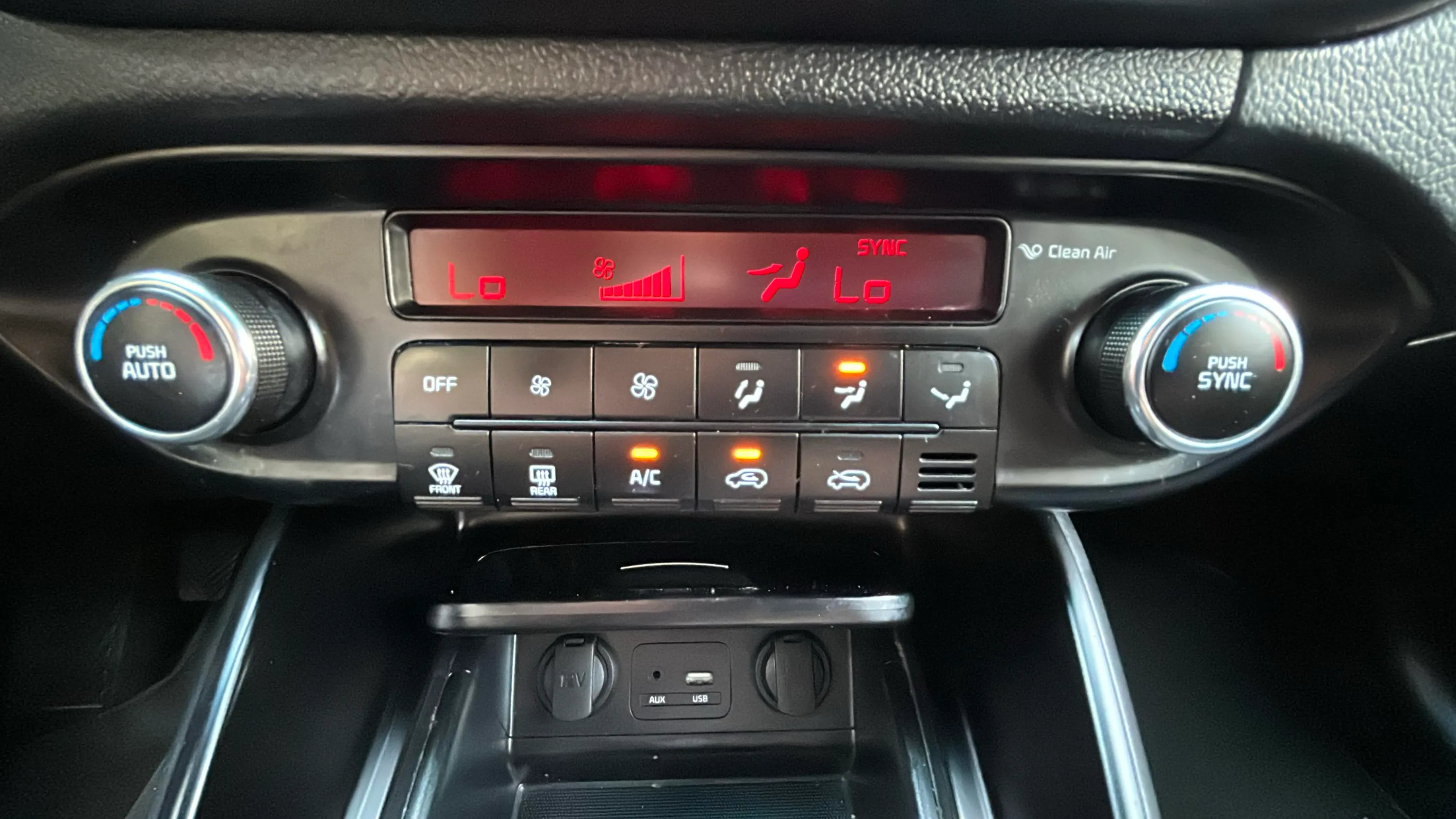 Kia Carens 1.6 GDi Drive - foto 21