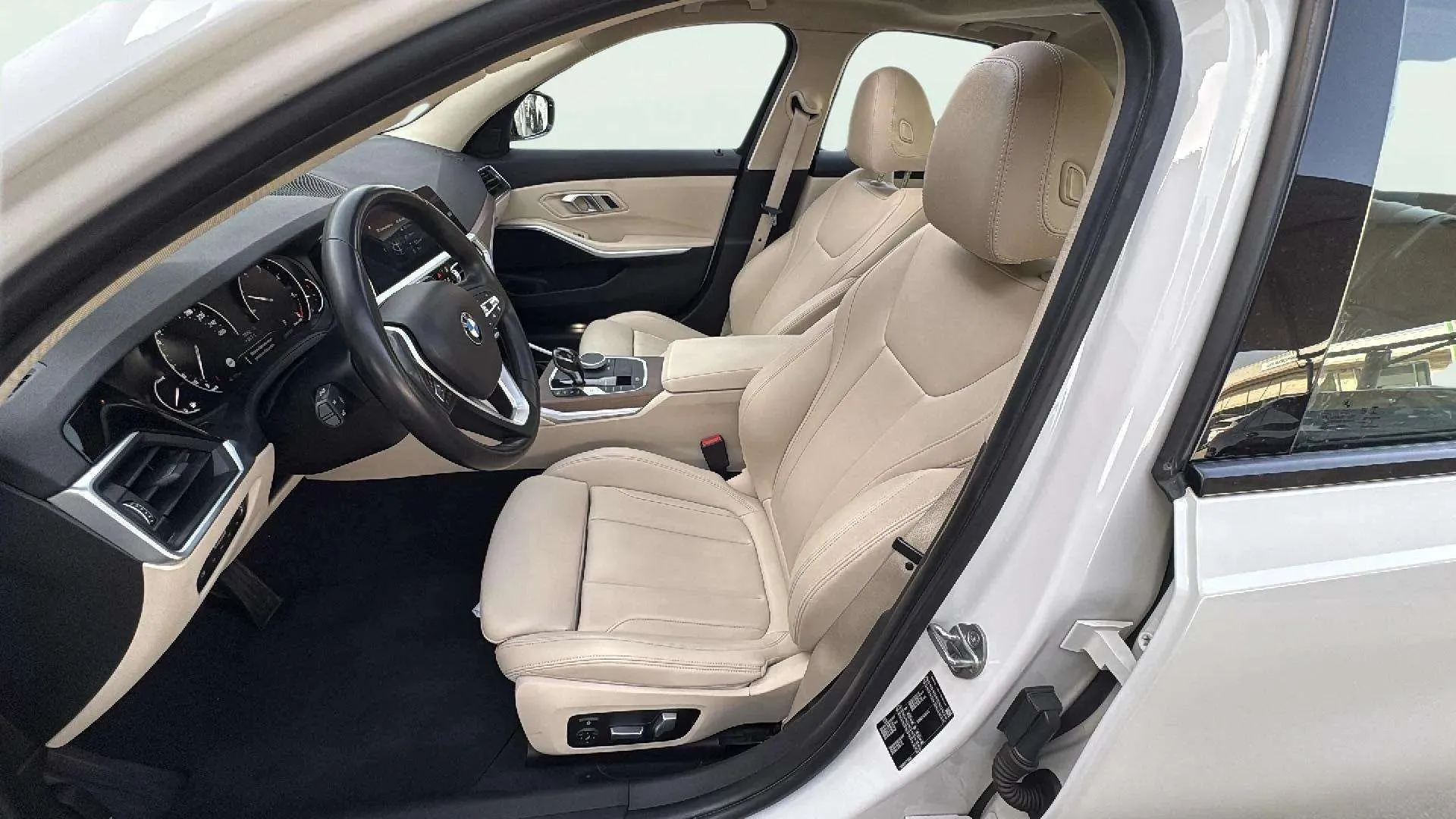 BMW Serie 3 318d - foto 13