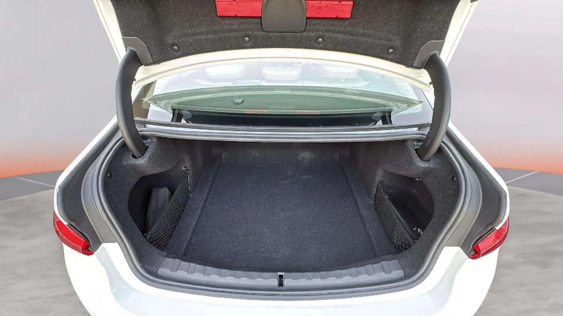 BMW Serie 3 318d - foto 6