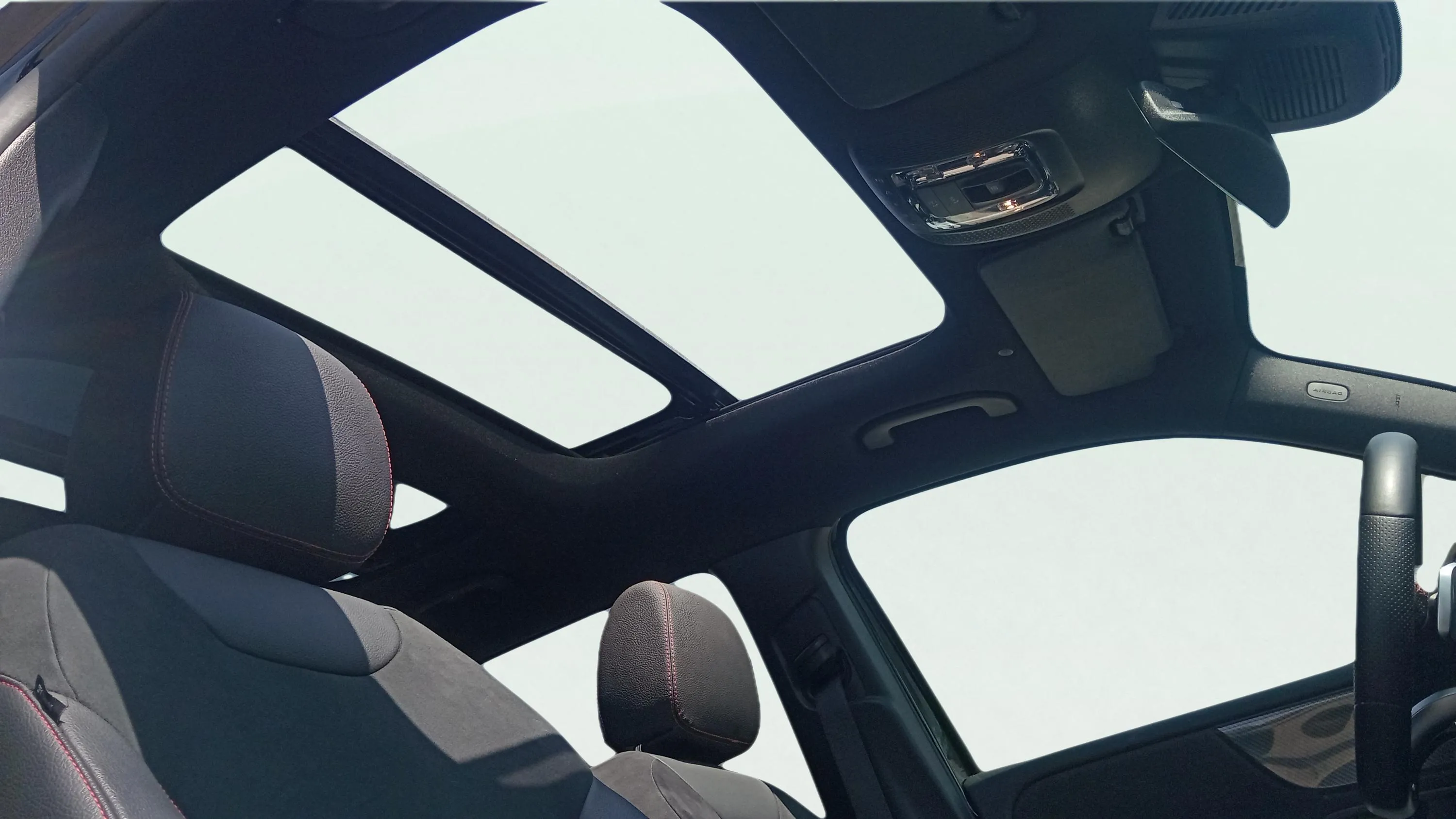 Mercedes-Benz GLB 200 d - foto 29