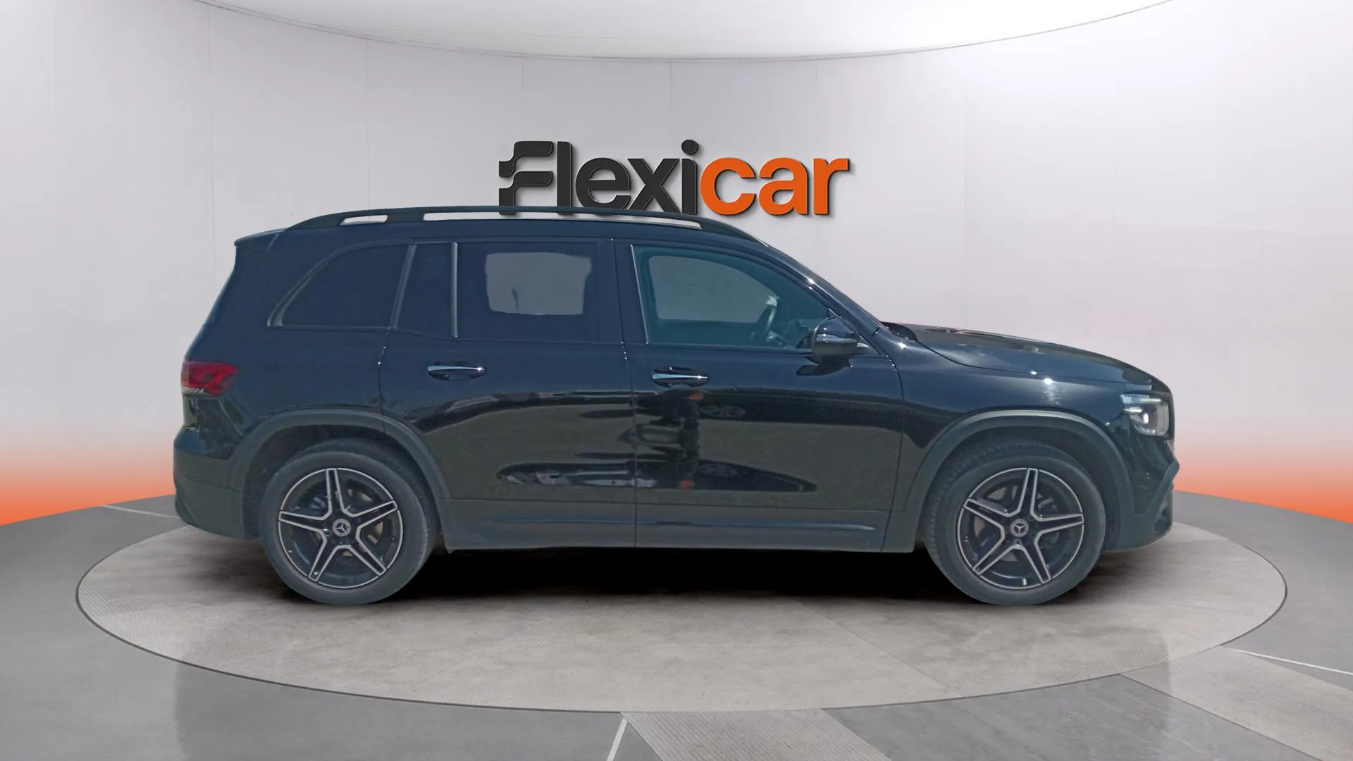 Mercedes-Benz GLB 200 d - foto 12