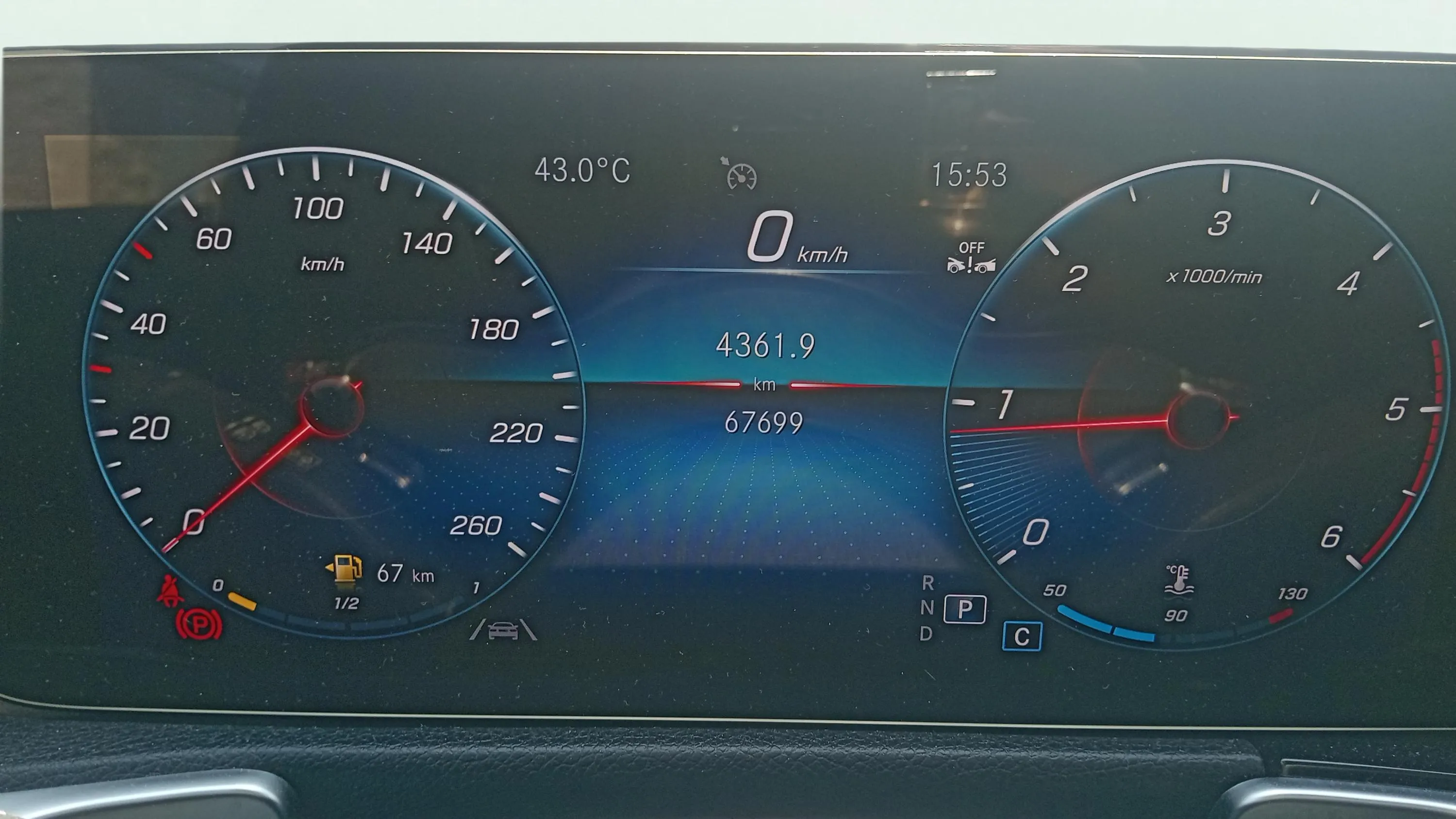 Mercedes-Benz GLB 200 d - foto 19