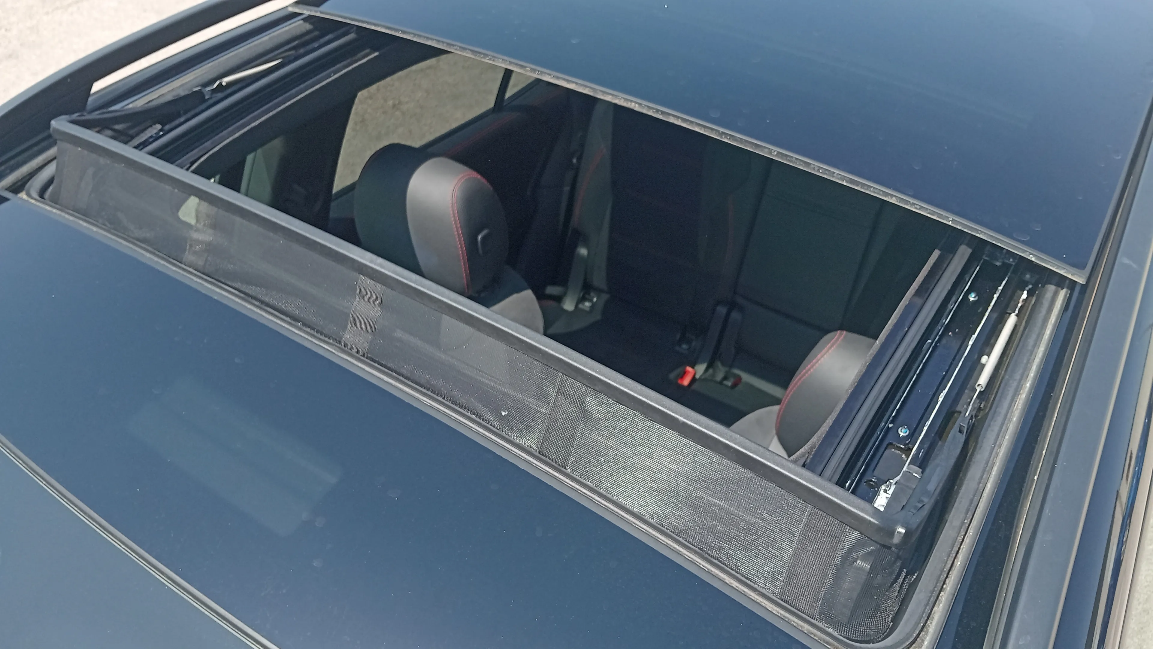 Mercedes-Benz GLB 200 d - foto 15